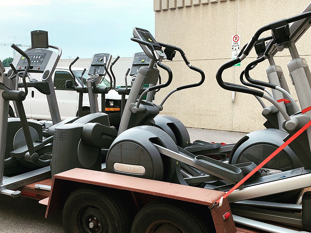 Commercial elliptical equipment servicing