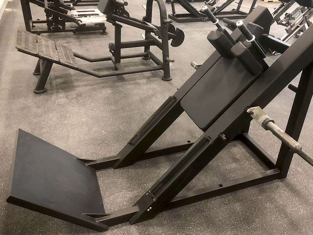 Squat Machine Refurbished