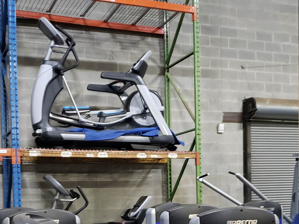 Warehouse equipment servicing